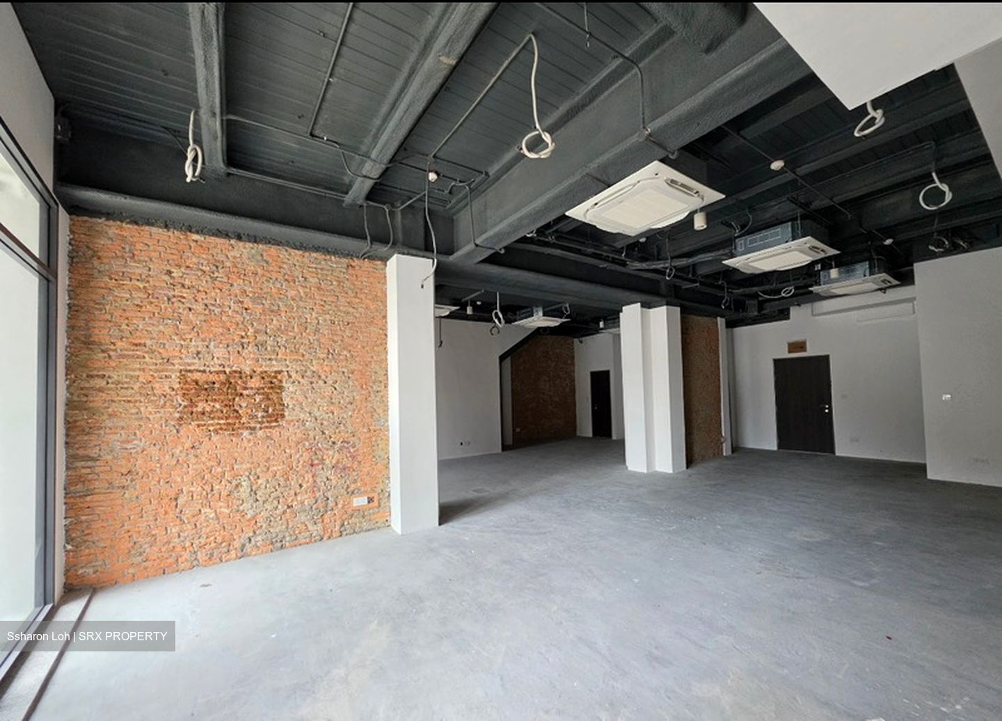 Serangoon Road (D8), Retail #602195581